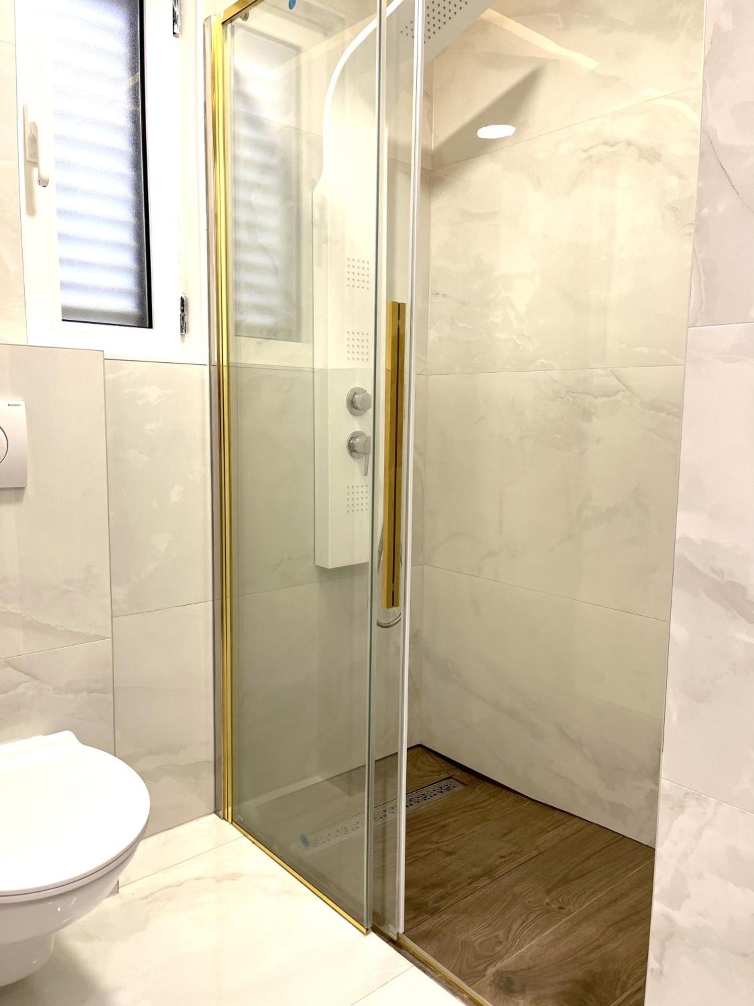 Central Single House With Parking-Top Location! Novalja Exterior foto